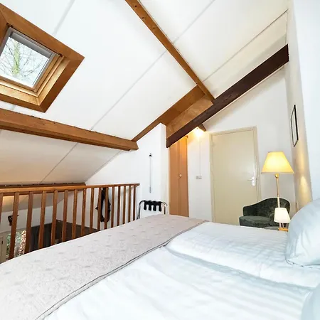 Couette-café En 't Wienhoes 3*